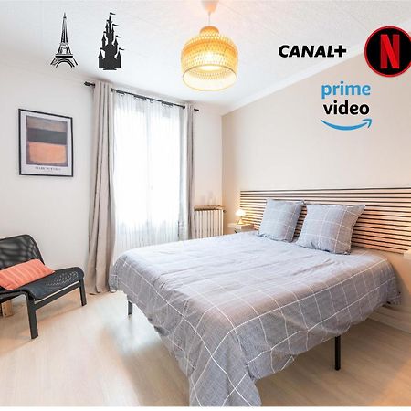 Nid Douillet Entre Paris Et Disney Vaires-sur-Marne Exteriör bild