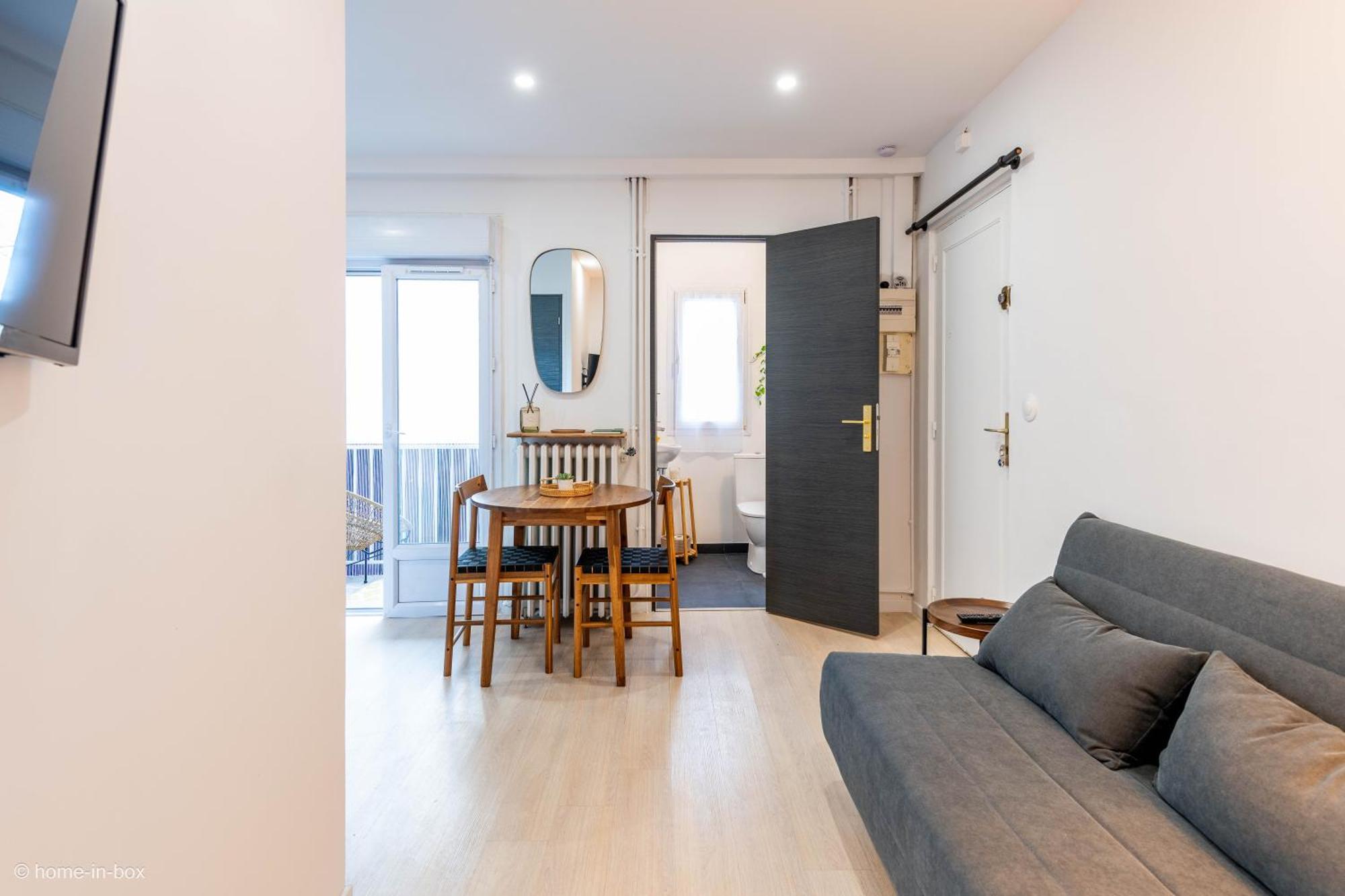 Nid Douillet Entre Paris Et Disney Vaires-sur-Marne Exteriör bild
